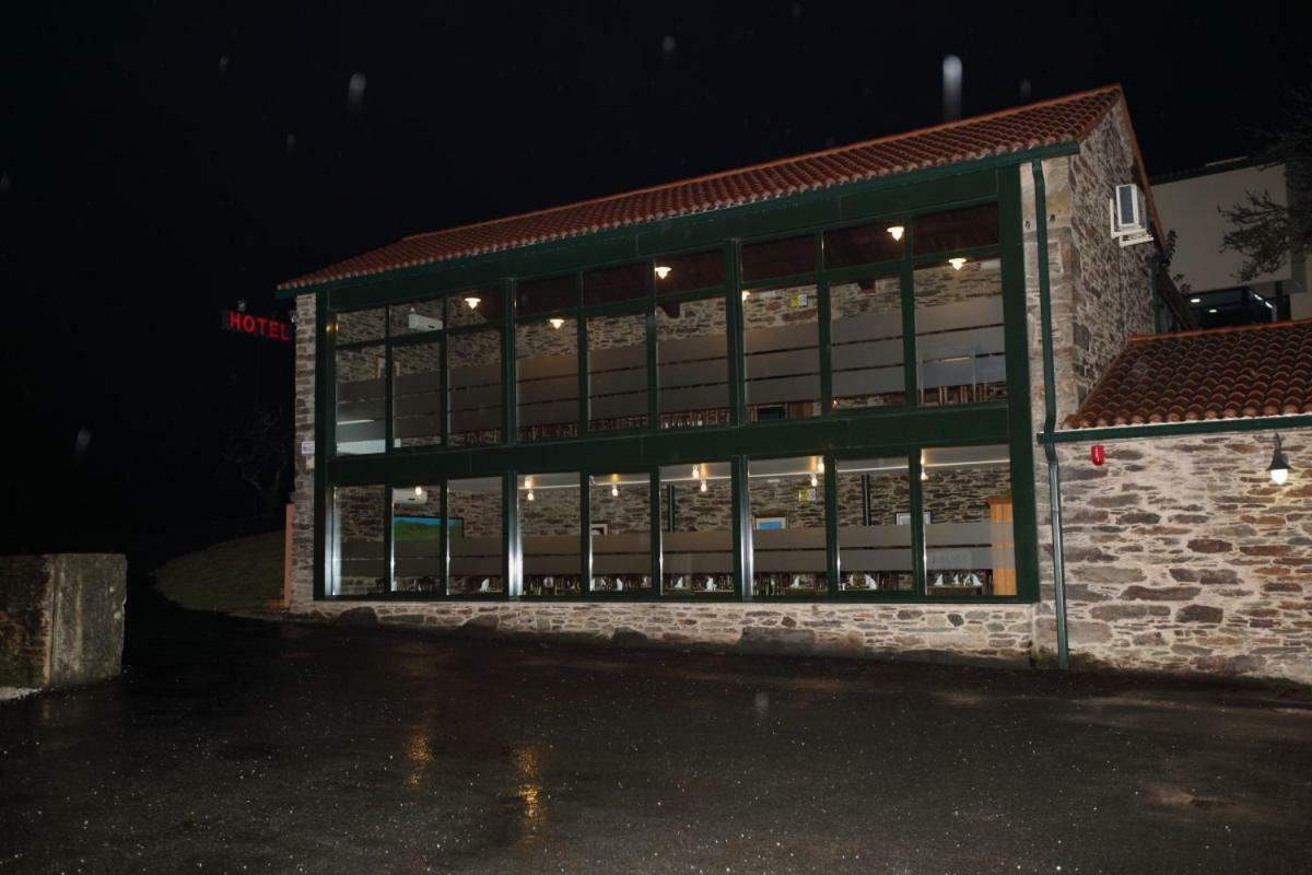 Hotel O Amenal Esterno foto