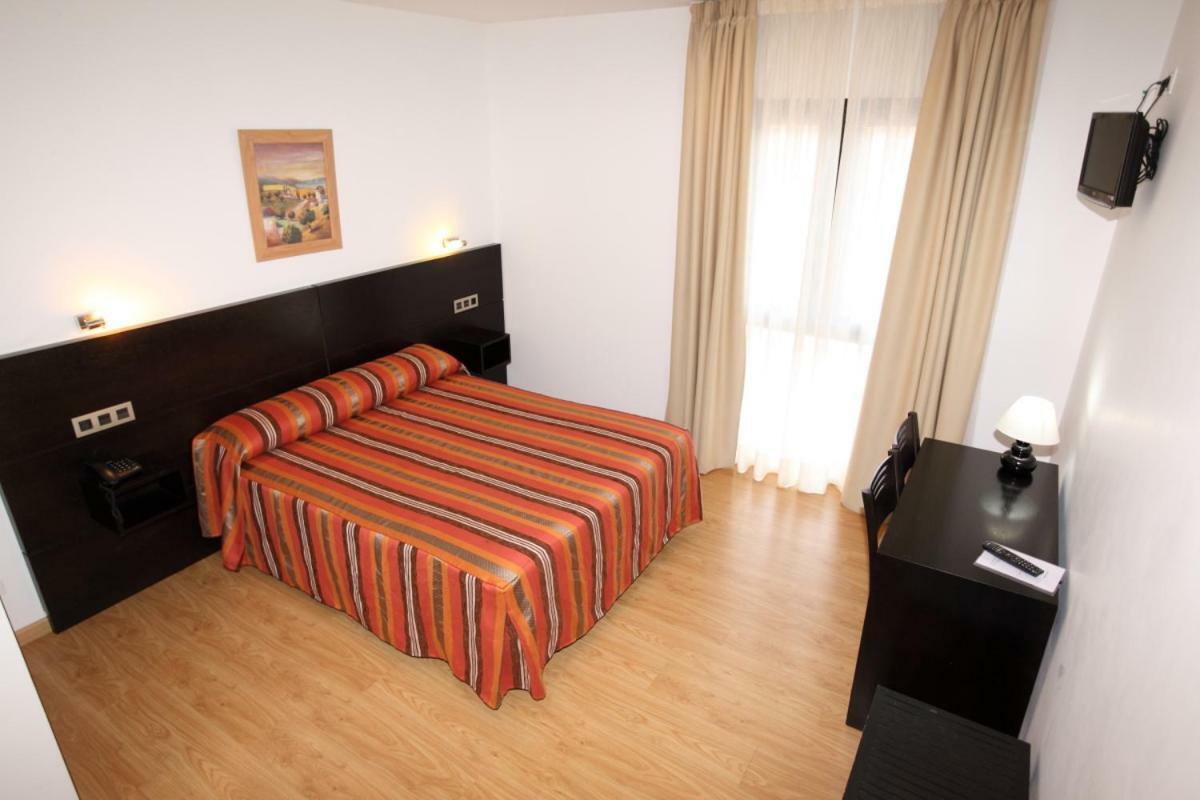 Hotel O Amenal Esterno foto